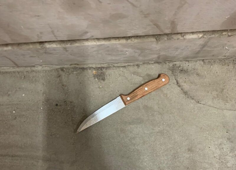 מחבלת ניסתה לדקור לוחם צה"ל בצומת יצהר ונוטרלה, אין נפגעים לכוחותינו