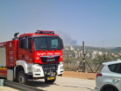WhatsApp-Image-2021-06-09-at-16.11.56-1-500x375 שריפה פרצה סמוך לאריאל, צוותי כיבוי אש רבים במקום