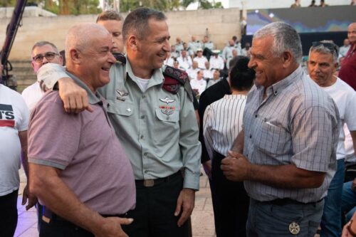 WhatsApp_Image_2021-06-07_at_20.37.26-500x333 השר גנץ: ישראל תמיד תהיה נכונה להילחם כדי להגן על אזרחיה