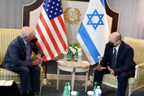 נפתלי בנט נפגש עם מנכ"ל AIPAC