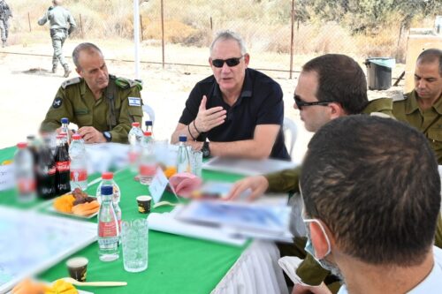 הערכת מצב של שר הביטחון בעקבות בריחת המחבלים מגלבוע