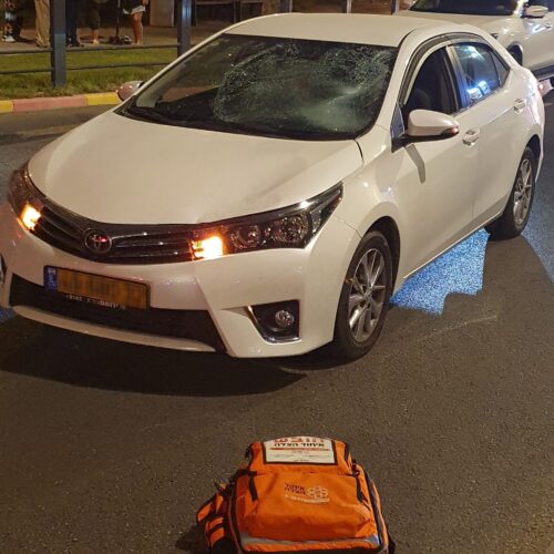 הולכת רגל בת 38 נפגעה מרכב בבאר שבע