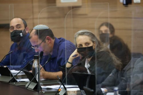 ועדת החוקה אישרה את רפורמת הרגולציה לקריאות שנייה ושלישית