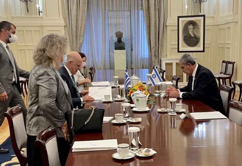 יו"ר הכנסת נפגש עם שר החוץ היווני בכנס יושבי ראש הפרלמנטים באירופה