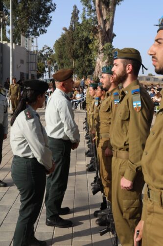 טקס סיום קורס קצינים התקיים ביחידה לתיאום פעולות הממשלה בשטחים במחנה גדעונים