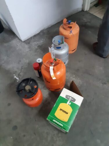 בלוני גז בחניון תת קרקעי ברמת גן