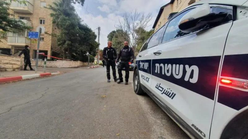 Season single Physics גבר בן 30 נורה למוות סמוך למלון אוריינט בירושלים