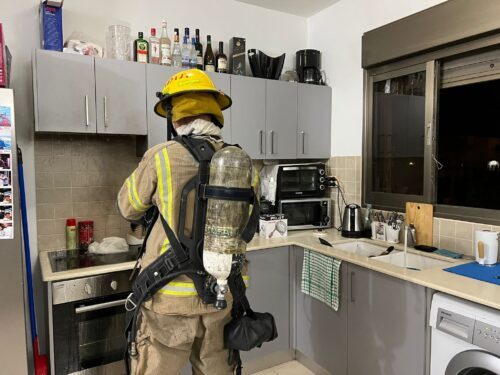 תוך שעות: שתי שריפות פרצו בדירות מגורים באילת