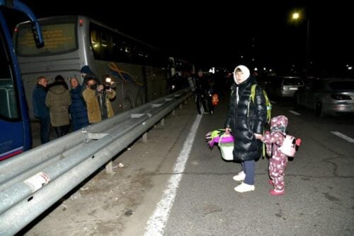אוקראינה: ארבעה אוטובוסים של אזרחים ישראלים מלבוב הגיעו לגבול פולין