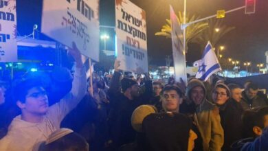 "הנגב בסכנה": הפגנה בזירת הפיגוע בבאר שבע