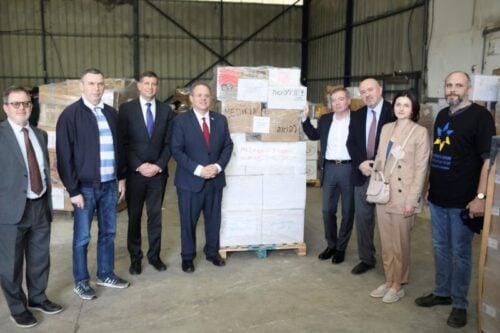 50 טון של ציוד הומניטרי ורפואי נשלח לאוקראינה