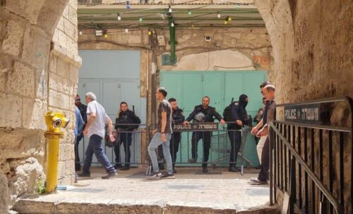יום השישי האחרון של חודש הרמדאן: אלפי שוטרים נפרסו ברחבי ירושלים