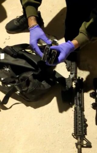 נעצרו שלושה חשודים ממזרח ירושלים כשברשותם נשק מסוג M16