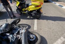 רוכב אופנוע נפגע מרכב ברמת גן, מצבו בינוני