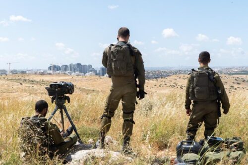 תיעוד: פעילות כוחות הביטחון במצוד אחר המחבלים שביצעו את הפיגוע באלעד