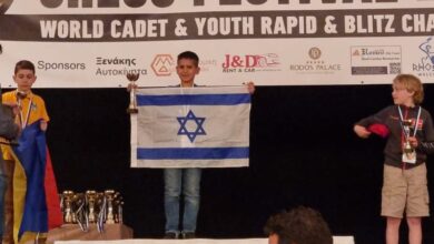 לצלילי ההמנון הלאומי: ישראלי בן 10 זכה באליפות העולם בשחמט