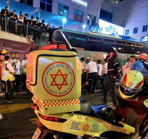 טרגדיה בירושלים: אם ושתי בנותיה נהרגו בתאונה קטלנית