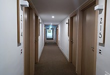 בית מלון - חדרים - מסדרון