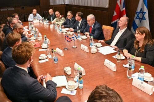 פגישה : נתניהו- שר החוץ של בריטניה