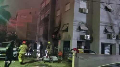 שריפה בבניין - לילה - חיפה